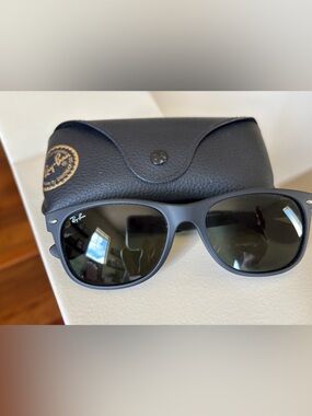 Ray-Ban Black Frame Sunglasses with Dark Green Lenses like new